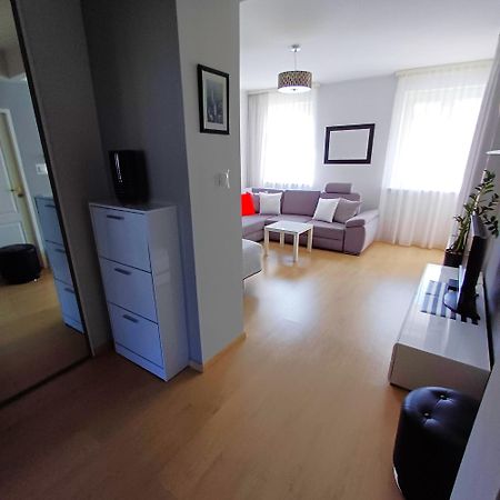Apartament Nadmorski Las Apartment กดัญสก์ ภายนอก รูปภาพ