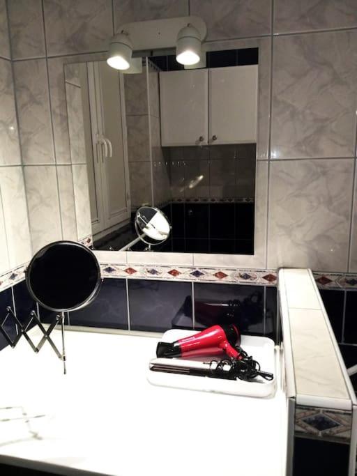 Apartament Nadmorski Las Apartment กดัญสก์ ภายนอก รูปภาพ
