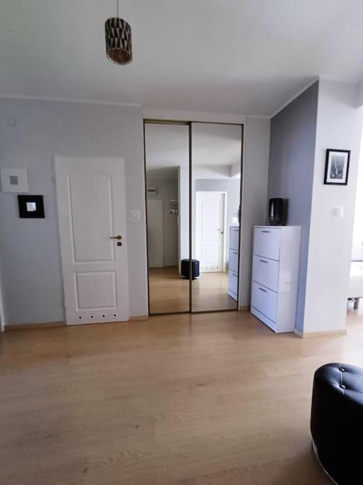 Apartament Nadmorski Las Apartment กดัญสก์ ภายนอก รูปภาพ