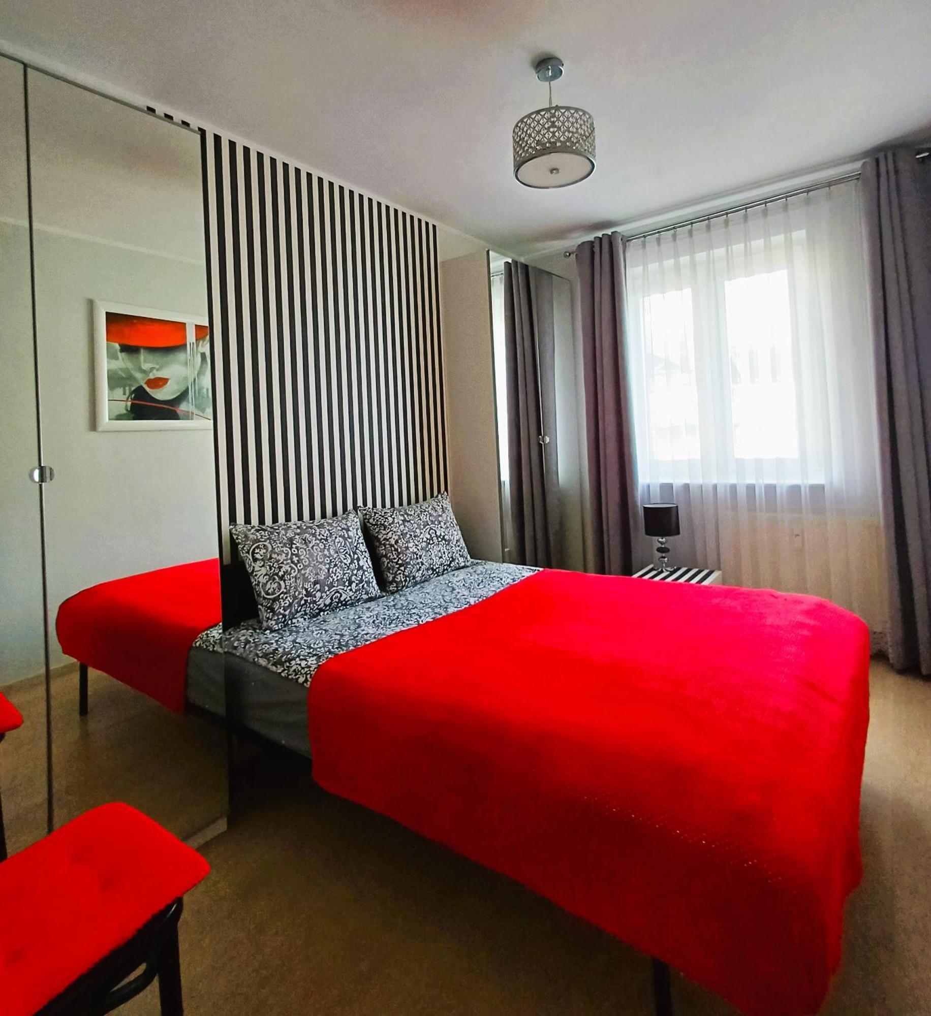Apartament Nadmorski Las Apartment กดัญสก์ ภายนอก รูปภาพ